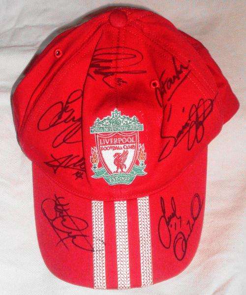 LIVERPOOL CAP SIGNED IN PERSON BY 8 PLAYERS WITH COA
