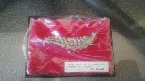 Vintage rhodium plated marcasite brooch by tivoli