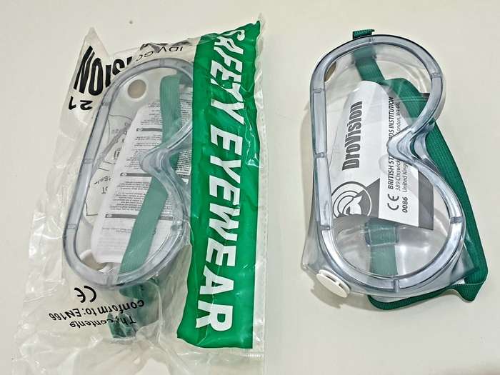 Safety Goggles With Scratch-proof Lens (BID PER PIECE)