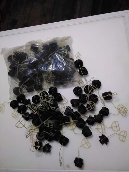 UNUSED Bush Cutter Petrol Caps (BID PER PIECE)!!!