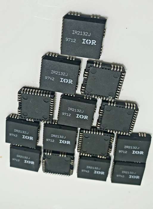600v 3-Phase Gate Driver IC IR2132J With Over-current Protection And Fault-Reporting. Bid Per Piece