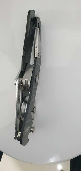 Nikki Out Door Anti Panic Stop/Descender (YAE 008) / Arrester For Exterior Wall Cleaning Equipment
