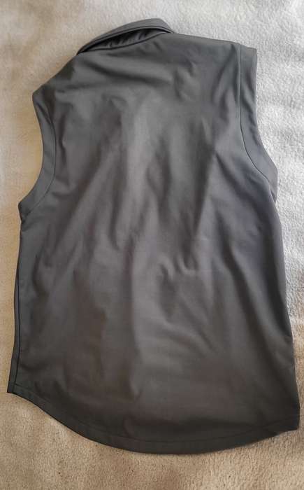 (XXL) Quality LION SANDS GAME RESERVE-Branded Sleeveless Fleece-Lined Sweaters (Bid Per Piece)!!!