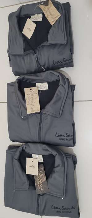 (XXL) Quality LION SANDS GAME RESERVE-Branded Sleeveless Fleece-Lined Sweaters (Bid Per Piece)!!!