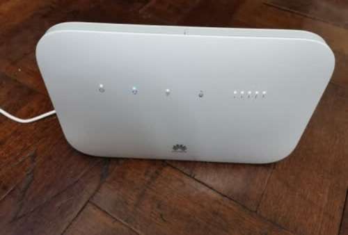 Huawei 612-233 4G LTE router