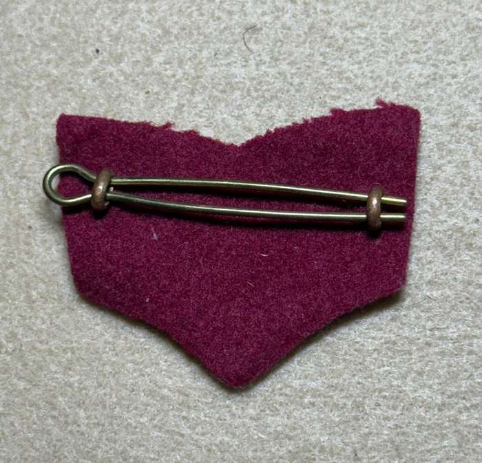 Rhodesian Medical Corps - SGT BRASS ARMY RANK WITH MEDICS FLASH