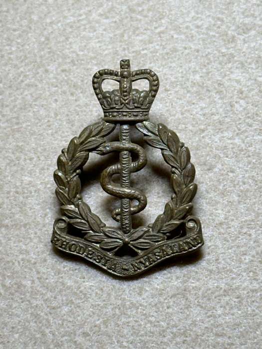 Rhodesian Medical Corps - QC CAP BADGE