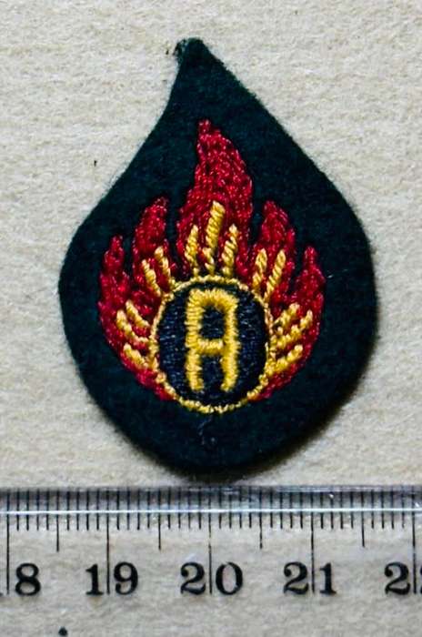 Rhodesian Corps of Engineers - RHODESIAN ENGINEERS ARMAMENTS EXAMINER GREENS - 2