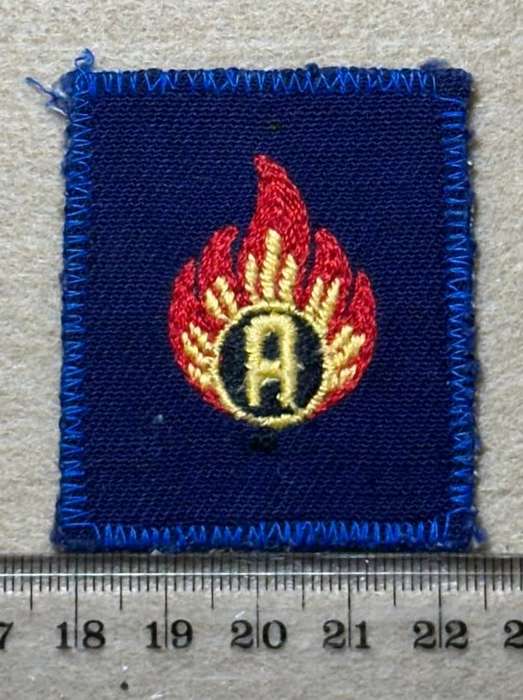 Rhodesian Corps of Engineers - RHODESIAN ENGINEERS ARMAMENTS EXAMINER MESS DRESS - VERY RARE