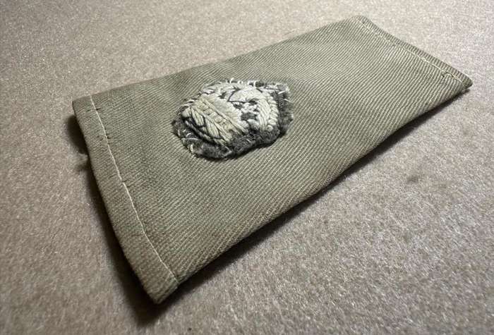 Rhodesian Forces - SINGLE MAJOR RANK BOARDS/SLIP ONS WW2