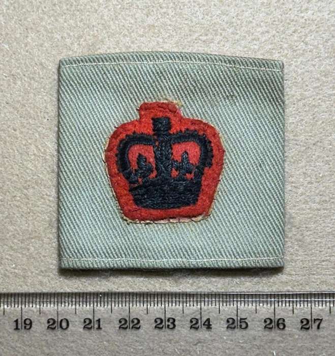 Rhodesian Forces - SINGLE MAJOR RANK BOARDS/SLIP ONS WW2 - RED CROWN BACKING