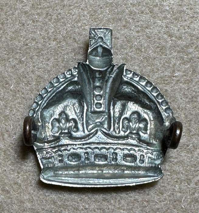 Northern Rhodesia Police - NRP - OFFICERS RANK CROWN KC
