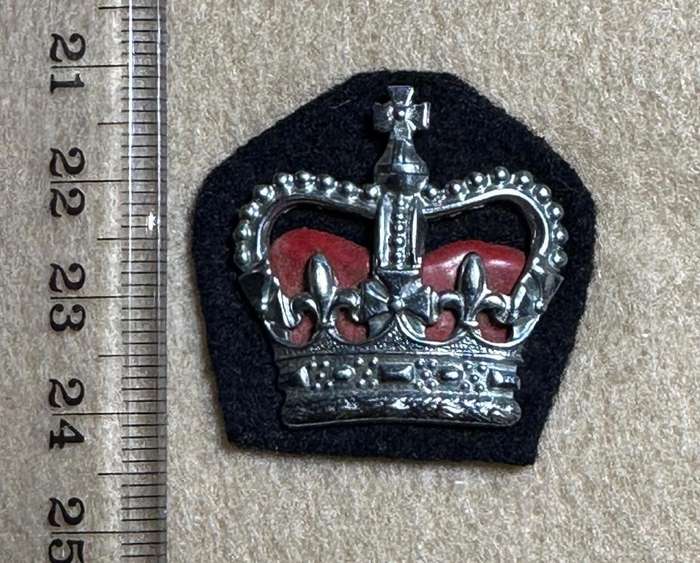 Northern Rhodesia Police - NRP - OFFICERS RANK CROWN QC, with Felt Backing