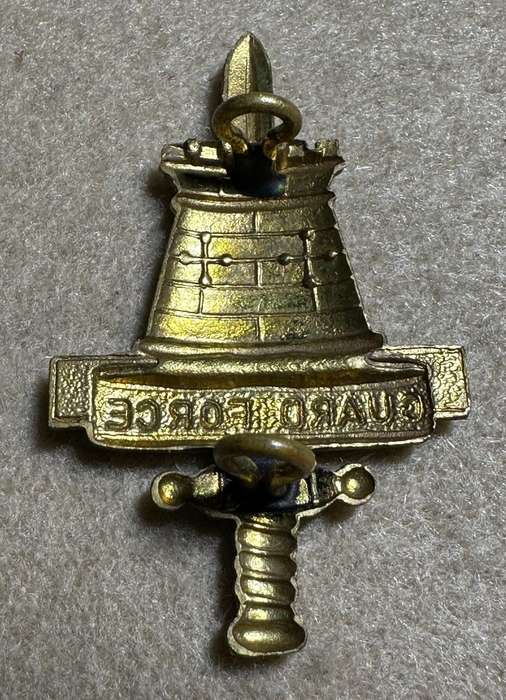 Rhodesian Guard Force - Brass Cap Badge - Variation 5