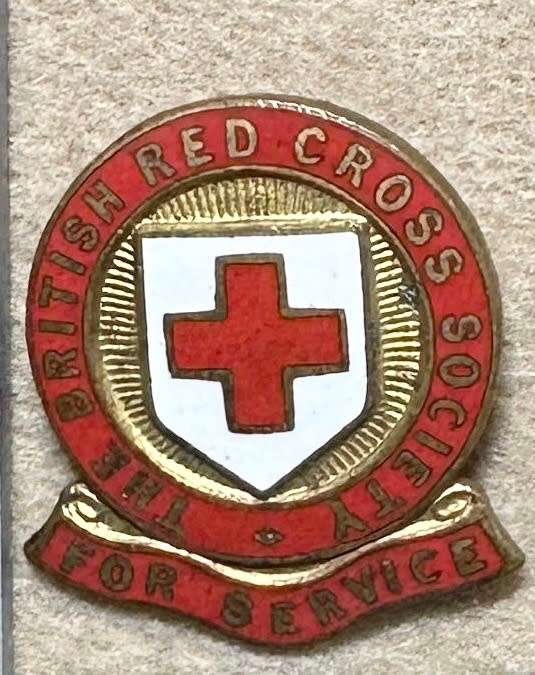 Rhodesia RED CROSS - KINGS CROWN RED CROSS SOCIETY BROOCH, Made by JR GAUNT, LONDON - NO20417