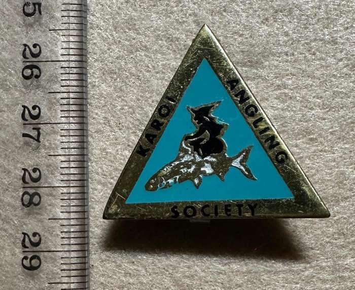 RHODESIA KAROI ANGLING SOCIETY BADGE