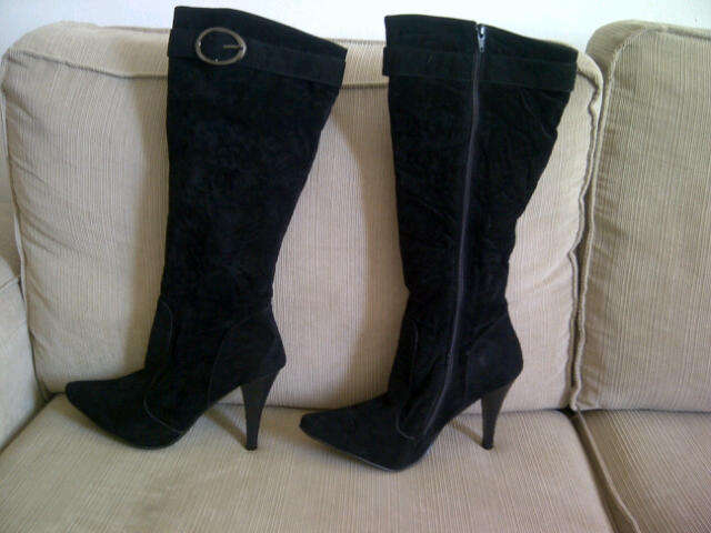 ***Stunning Ladies Long Black Heel Boots with Beautiful design***Size 7 ONLY**Last One**BRAND NEW***