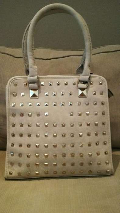 **NEW**Stunning Ladies 2pc CREAM/GOLD PU Leather Handbag With Beautiful Detail & Design***LAST ONE**