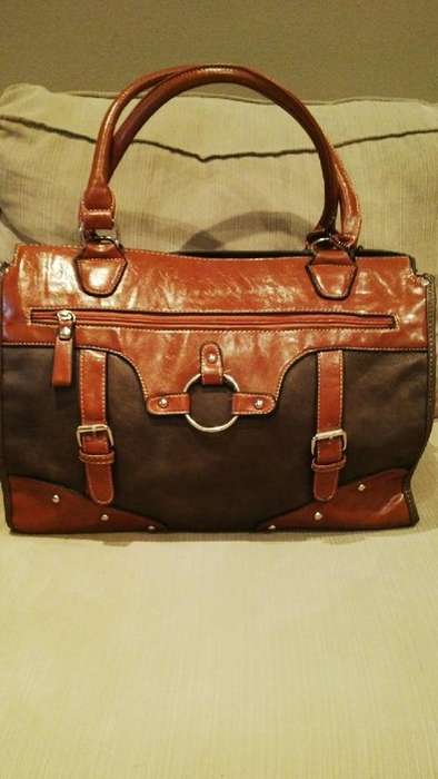 **NEW**Stunning Ladies Soft PU Leather Handbag With Beautiful Detail & Design**7 Colours**2 Avail**
