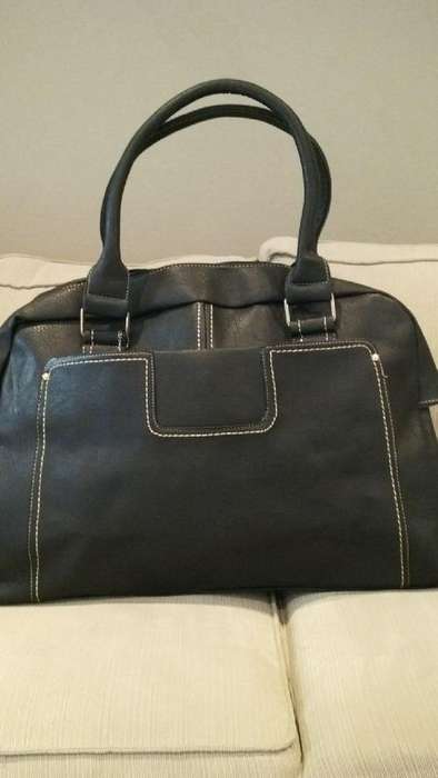*Stunning Duffle Style PU Leather Travel Bag*63cm*Great Quality Piece**BLACK, RED*BEAUTIFUL*