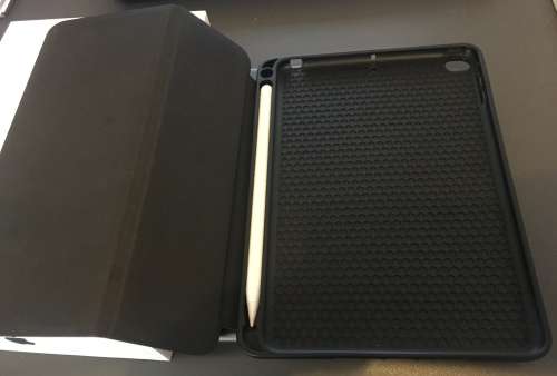 Ipad Mini 5 - 5th Generation - 64GB - WIFI - SPACE GRAY - Immaculate - Laut Folio Cover + Pencil