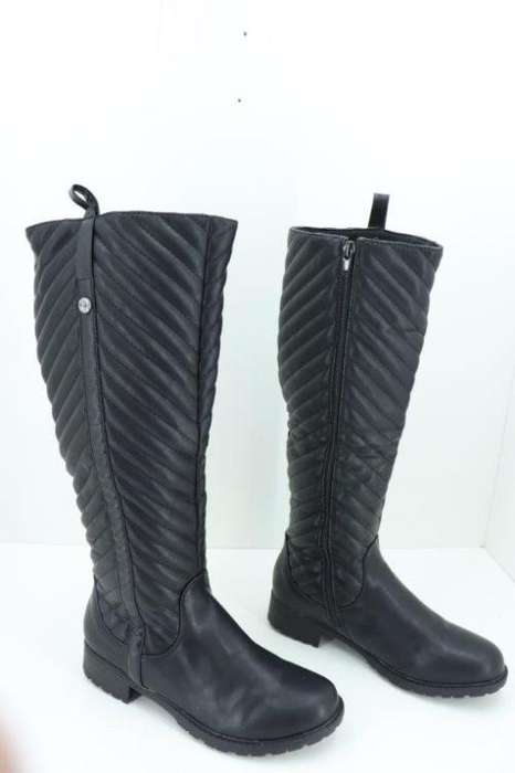 ladies Black long  Boots : uk/sa size 4 available