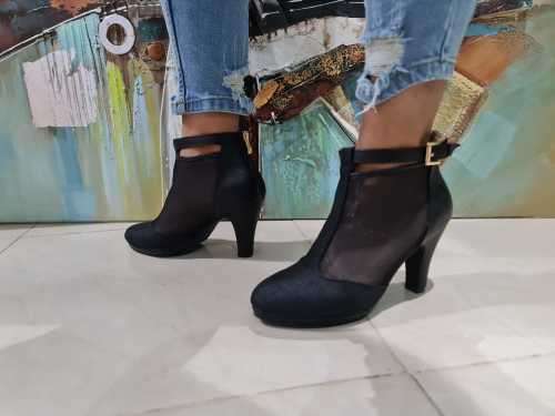 Ladies Urbanzone heels. SA size 8