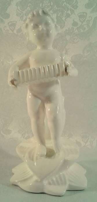 Vintage Balboa Cherub figurine and vase (Please read description)