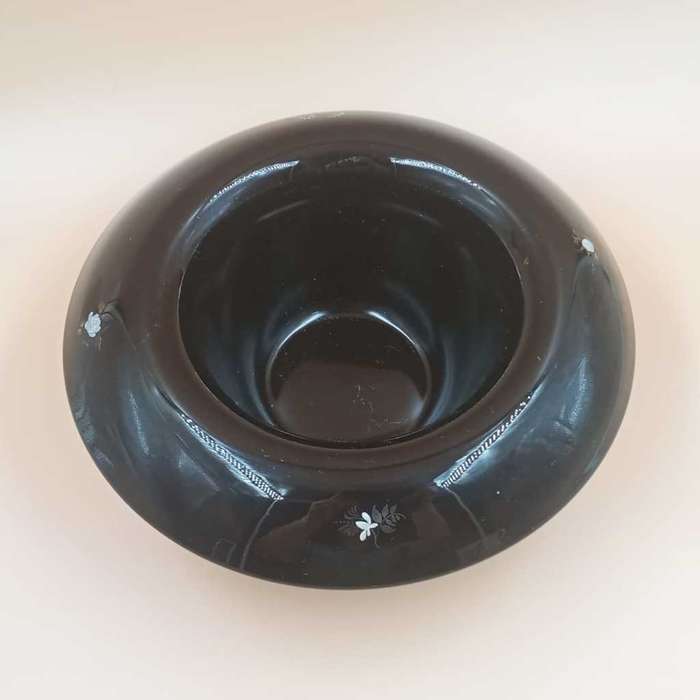 Depression Gloss Black Serving Bowl with a Waterfall Lip Edge