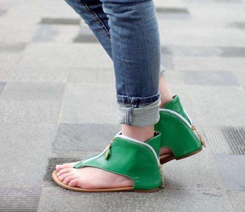 SALE - Retro Ankle Flat Sandals in Green