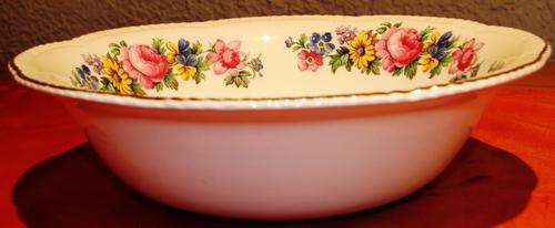 Beautiful Vintage Woods Ivory Ware Vegetable round Bows without lids-2 available