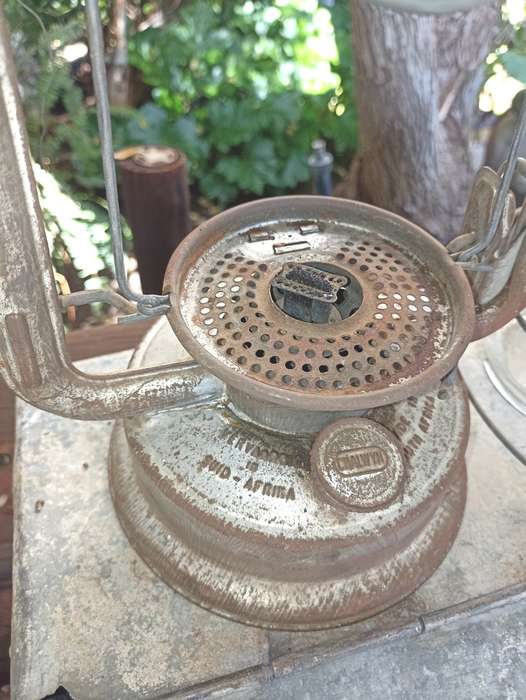 Calwyn Lynx Paraffin Lamp