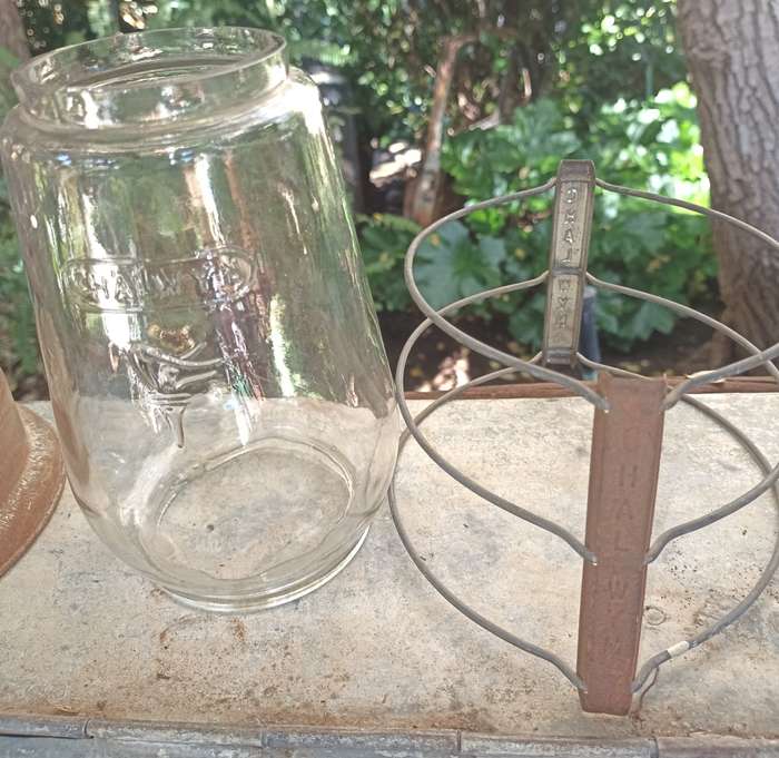 Calwyn Lynx Paraffin Lamp