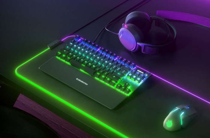 SteelSeries Gaming Keyboard - Apex 7 TKL Red Switch (PC)