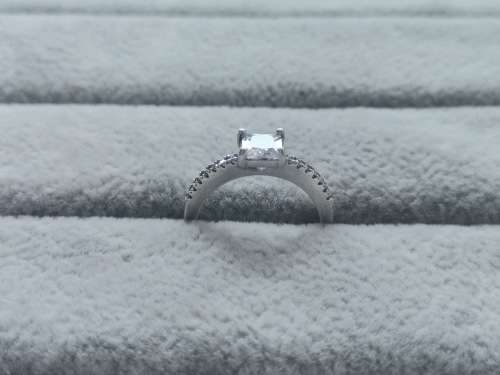 DISCOUNT!! Dainty Silver Ring