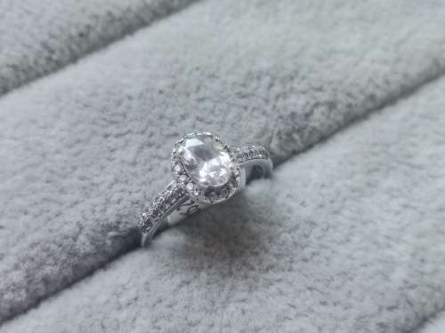DISCOUNT!! Charming Silver Ring