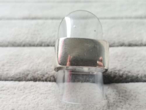 DISCOUNT!! Unique Square Ring