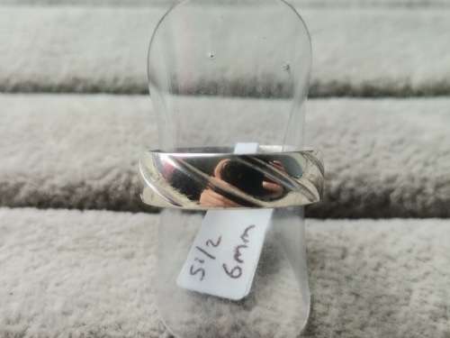 DISCOUNT!! Patterned Silver Ring