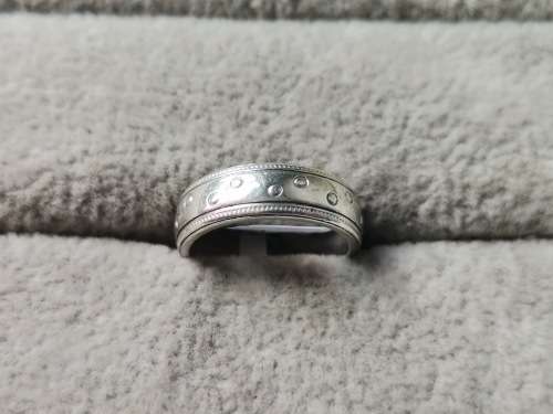 DISCOUNT!! Patterned Silver Ring