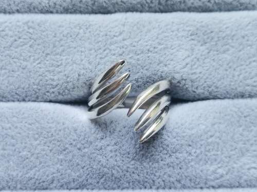 DISCOUNT!! Unique Silver Adjustable Ring