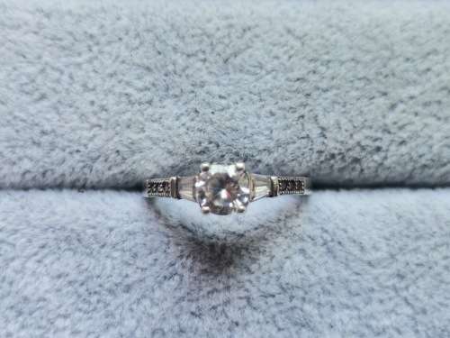 DISCOUNT!! Detailed Silver Ring