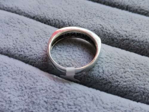 DISCOUNT!! Stunning Silver Ring