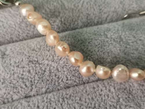 Discount!! Freshwater Pearl Necklace and Earring Set