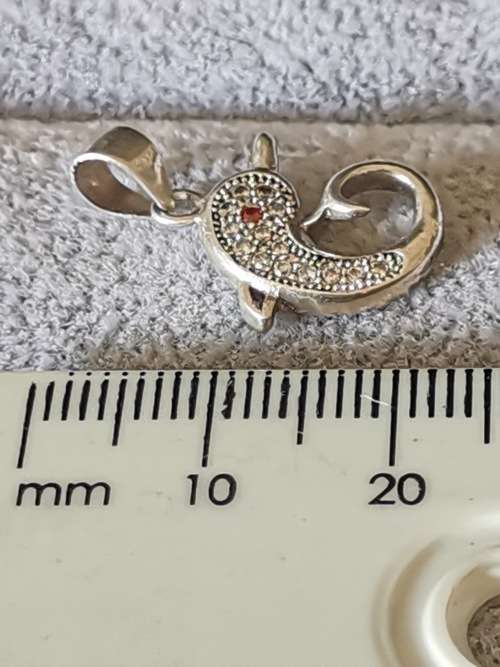 DISCOUNT!!! Dazzling Silver Dolphin Pendant