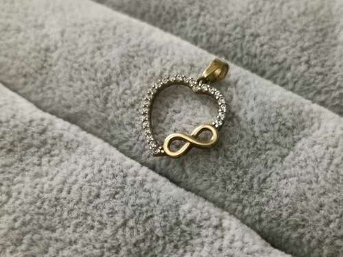 9ct Gold Heart Pendant