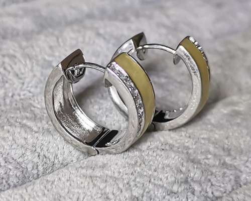 DISCOUNT!!! Silver Hoop Earrings