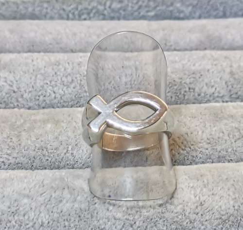 Discount!!! Bulky Silver Fish Ring
