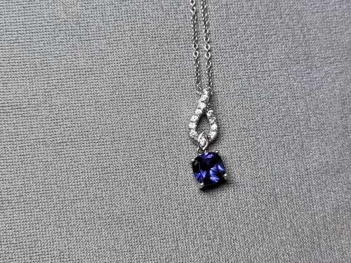 Gorgeous Silver Necklace