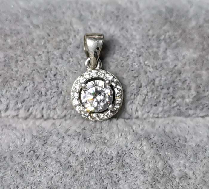 Dazzling Silver Pendant