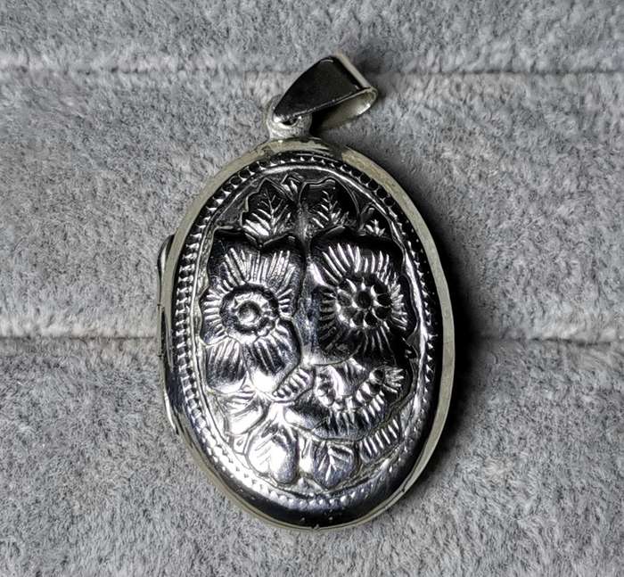Silver Locket Pendant